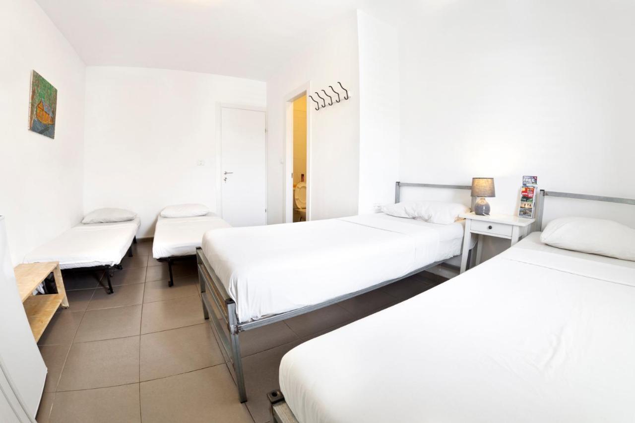Florentine Backpackers Hostel - Ages 18-55 Tel Aviv Exterior photo